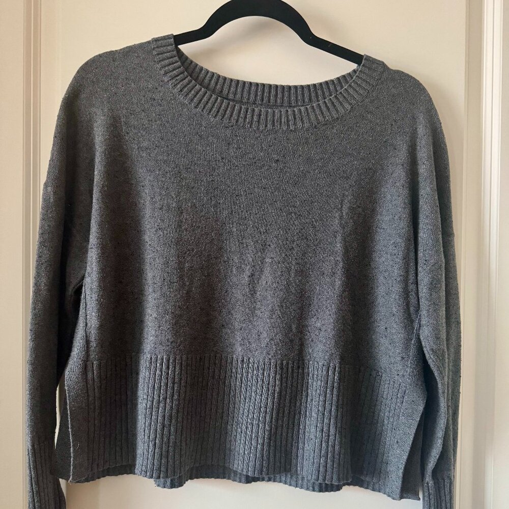 Lou & Grey Gray Knit Sweater XS Ribbed Hem Casual Cozy